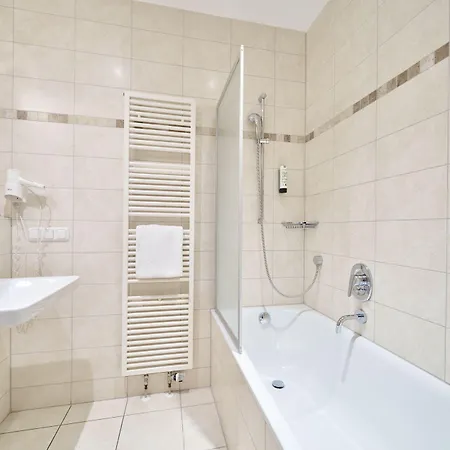 Am Hof Hotel 3*