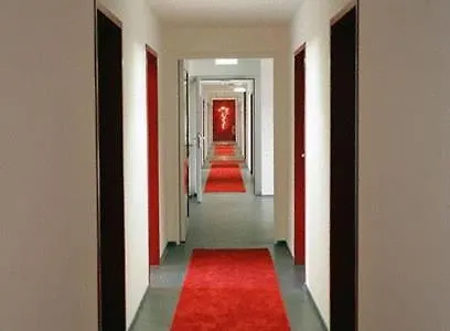 安霍夫酒店 Taufkirchen (Vils)